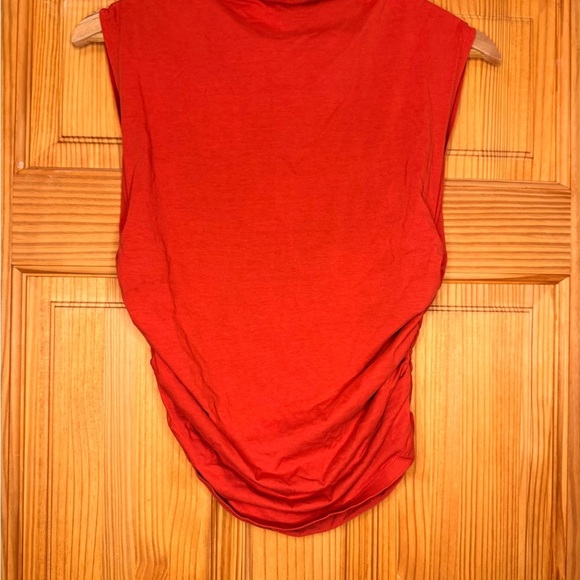 Maeve by Anthropologie Rust Red Sleeveless Top Curved Hem Size L - Picture 3 of 4